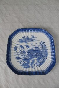 willow patterned plate