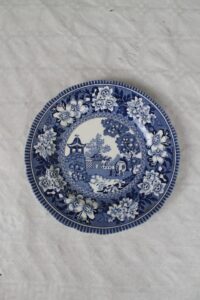 English Blue and White Elephant Pattern Plate
