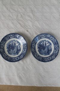 English 1976 Liberty Blue plates