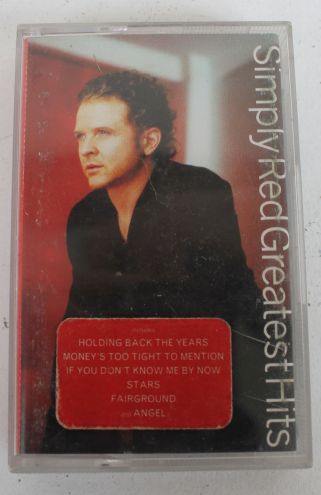 redaktionelle hæk uhøjtidelig Simply Red Greatest Hits – Cassette – A French Online Shopping Experience  direct from France