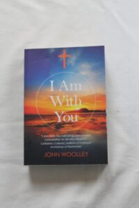 I-am-with-you_livre_John-Woolley