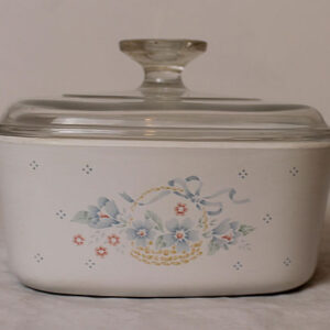 Corning Ware with lid