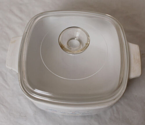 Corning Ware with lid